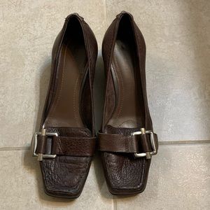 ❗️Great pair of leather upper 2.5 inch shoes❗️